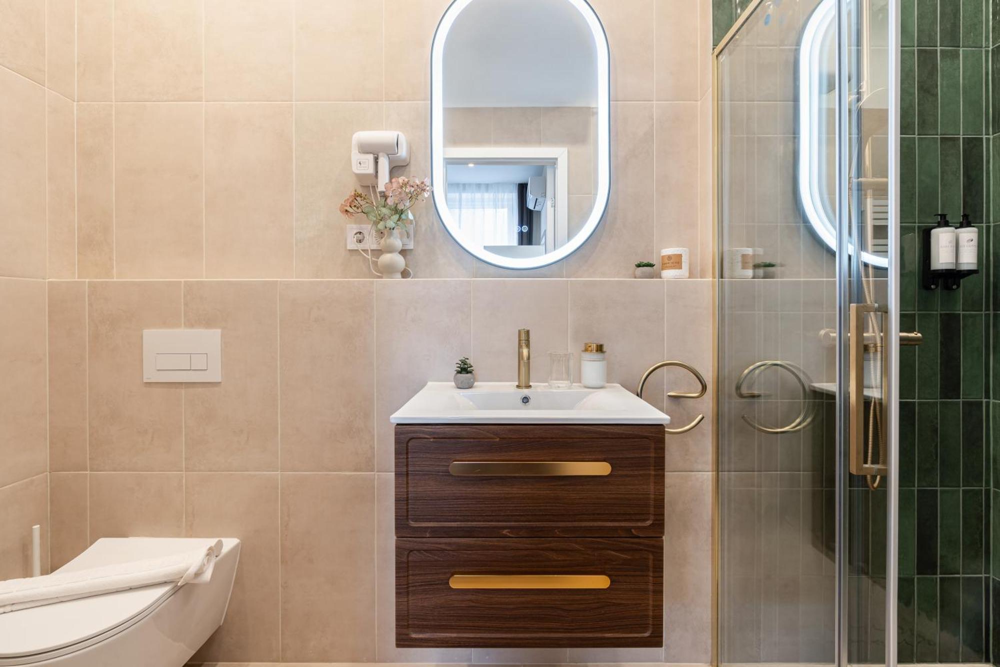 Kiraly 31 - Boutique Apartments, Location By Bqa Апартаменты *